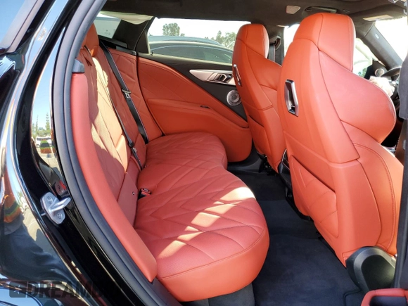 2023 BMW XM z VIN 5YM23CS08P9R97700, wystawiony jako Copart lot #79049744 z przebiegiem Nie podano mil oraz Szkody całkowita. Historia ofert i sprzedaży dostępna na DreamBid. Obrazek 11.