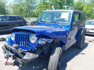 1997 Jeep Wrangler SE z VIN 1J4FY29P8VP400766, wystawiony jako IAAI lot #42270265 z przebiegiem 191 283 mil mil oraz . Historia ofert i sprzedaży dostępna na DreamBid. Obrazek 2.