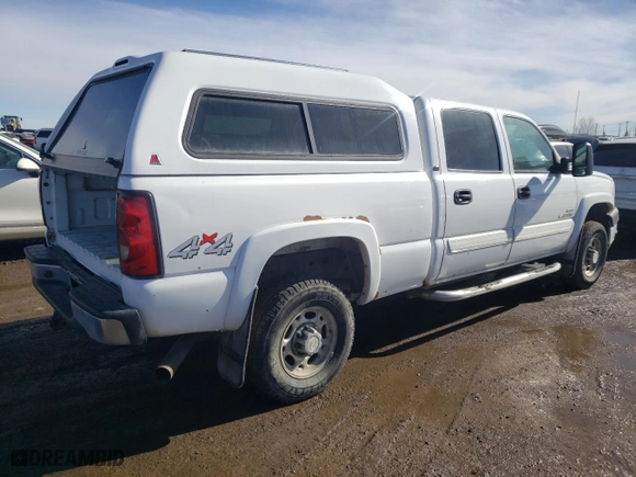 2007 Chevrolet Silverado 2500HD Classic LT3 with VIN 1GCHK23D77F124958, listed as a Copart auction lot 45368814 with NaN miles and Salvage Title. Bid and sale history available at carsss.com. Image 3.
