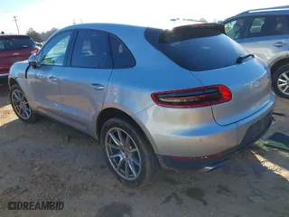2018 Porsche Macan with VIN WP1AA2A50JLB09807, listed as a IAAI auction lot 41634432 with 74,357 mi miles. Bid and sale history available at carsss.com. Image 3.
