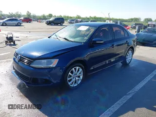 2011 Volkswagen Jetta SE with VIN 3VWDZ7AJ5BM319334, listed as a IAAI auction lot 42275321 with 111,989 mi miles and . Bid and sale history available at DreamBid. Image 19.