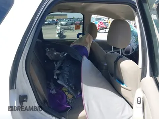 2005 Ford Escape XLT с VIN 1FMYU93165KA70903, выставлен на аукционе IAAI как лот 42291192 с пробегом 235 796 миль миль и . История ставок и продаж доступна на DreamBid. Изображение 8.