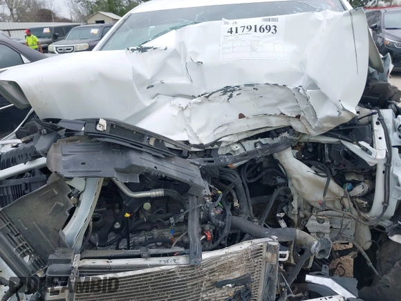 2019 GMC Acadia SLT with VIN 1GKKNMLS6KZ256712, listed as a IAAI auction lot 41791693 with 1 mi miles. Bid and sale history available at carsss.com. Image 10.