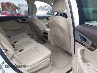 2019 Audi Q7 Premium Plus with VIN WA1LHAF78KD043829, listed as a IAAI auction lot 41431554 with 72,146 mi miles and . Bid and sale history available at DreamBid. Image 8.