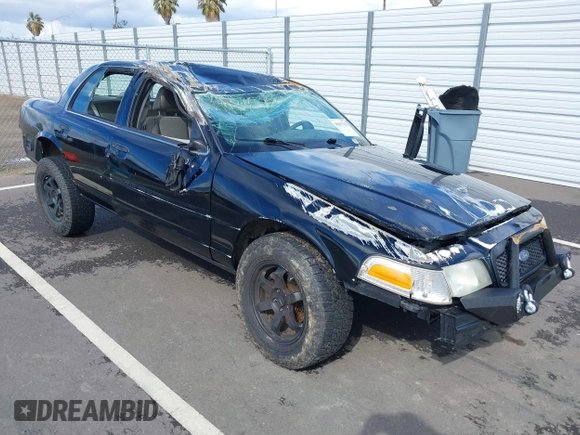 2011 Ford Police Interceptor with VIN 2FABP7BV3BX122786, listed as a IAAI auction lot 41817152 with 113,736 mi miles. Bid and sale history available at carsss.com. Image 1.