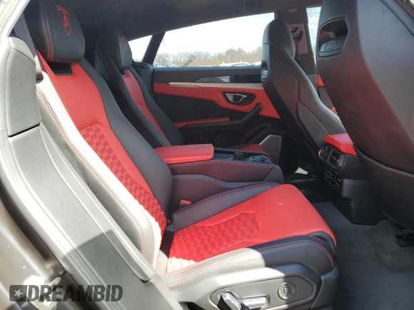 2019 Lamborghini Urus z VIN ZPBUA1ZL2KLA04482, wystawiony jako Copart lot #50124345 z przebiegiem 15 051 mil mil oraz Szkody całkowita. Historia ofert i sprzedaży dostępna na DreamBid. Obrazek 10.
