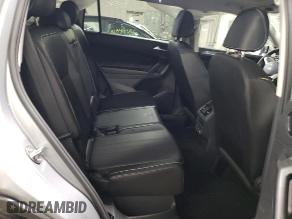 2024 Volkswagen Tiguan SE with VIN 3VVMB7AXXRM113563, listed as a Copart auction lot 44438595 with 819 mi miles and Salvage title. Bid and sale history available at DreamBid. Image 10.