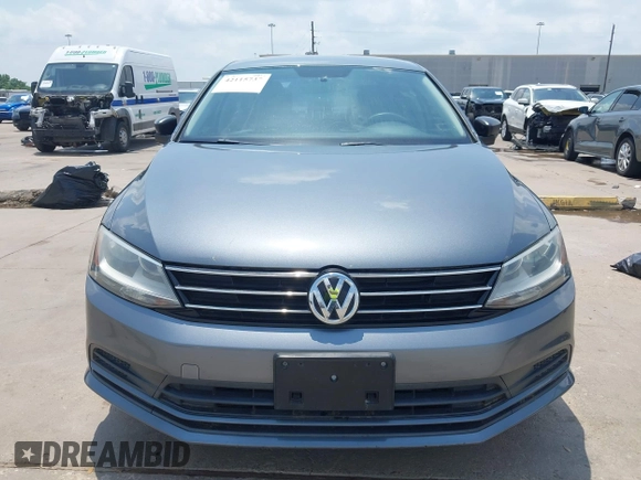 2015 Volkswagen Jetta SE with VIN 3VWD17AJ7FM286172, listed as a IAAI auction lot 42115737 with 113,836 mi miles and . Bid and sale history available at DreamBid. Image 6.