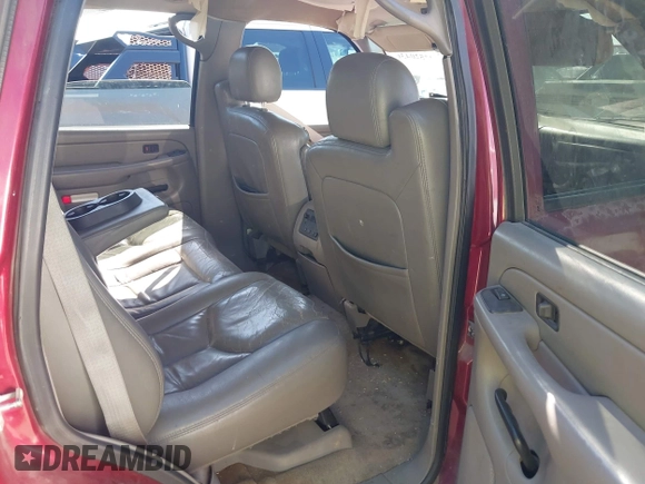 2005 Chevrolet Tahoe LT with VIN 1GNEC13TX5J210767, listed as a IAAI auction lot 42520436 with 528,704 mi miles and . Bid and sale history available at DreamBid. Image 8.