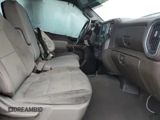 2021 Chevrolet Silverado 1500 LT z VIN 3GCUYDEDXMG456781, wystawiony jako Copart lot #54349225 z przebiegiem 30 184 mil mil oraz Szkoda całkowita • Salvage title. Historia ofert i sprzedaży dostępna na DreamBid. Obrazek 7.
