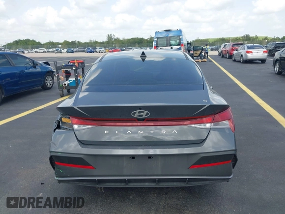 2024 Hyundai Elantra SEL with VIN KMHLM4DG6RU802179, listed as a IAAI auction lot 42432744 with 8,978 mi miles and . Bid and sale history available at DreamBid. Image 17.