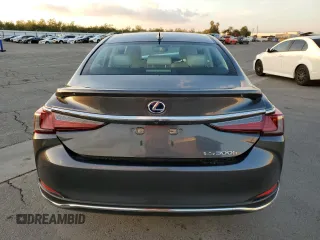 2022 Lexus ES 300h Luxury with VIN 58AEA1C19NU025089, listed as a Copart auction lot 80457754 with 28,552 mi miles and Salvage title. Bid and sale history available at DreamBid. Image 6.