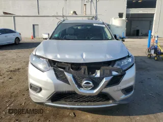 2015 Nissan Rogue SV with VIN KNMAT2MT5FP515927, listed as a Copart auction lot 55390475 with 136,126 mi miles and Clean Title. Bid and sale history available at DreamBid. Image 5.