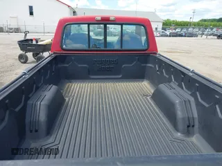 1996 Ford Ranger XL with VIN 1FTCR10A1TTA49776, listed as a IAAI auction lot 42224639 with 275,276 mi miles and . Bid and sale history available at DreamBid. Image 8.