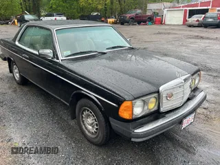 1984 Mercedes-Benz 300 with VIN WDBAB53A5EA022012, listed as a Copart auction lot 56141945 with 114,089 mi miles and Clean Title. Bid and sale history available at DreamBid. Image 1.