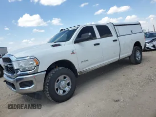 2019 Ram 3500 Tradesman with VIN 3C63R3GL4KG711274, listed as a Copart auction lot 71644104 with 164,921 mi miles and Clean Title. Bid and sale history available at carsss.com. Image 1.