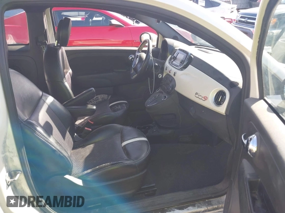 2017 FIAT 500e with VIN 3C3CFFGE0HT547756, listed as a IAAI auction lot 41729503 with 1 mi miles. Bid and sale history available at carsss.com. Image 5.