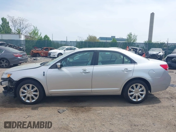2012 Lincoln MKZ with VIN 3LNHL2GC3CR801477, listed as a IAAI auction lot 42127292 with 43,237 mi miles and . Bid and sale history available at DreamBid. Image 13.