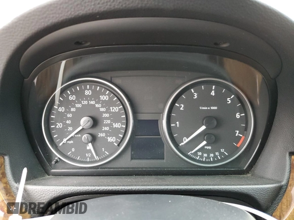 2006 BMW 3 Series 325xi with VIN WBAVT13596KW23721, listed as a Copart auction lot 76916824 with Not provided miles and Salvage title. Bid and sale history available at DreamBid. Image 9.