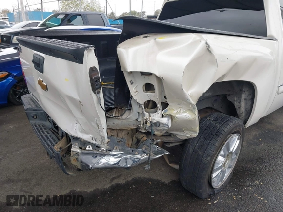 2013 Chevrolet Silverado 1500 LT with VIN 3GCPCSE06DG187949, listed as a IAAI auction lot 41799296 with 169,919 mi miles and . Bid and sale history available at DreamBid. Image 6.