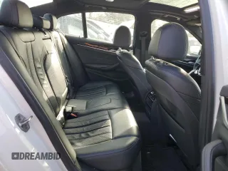 2018 BMW 5 Series 530e xDrive with VIN WBAJB1C51JB084280, listed as a Copart auction lot 45713625 with 106,846 mi miles and Clean Title. Bid and sale history available at carsss.com. Image 10.