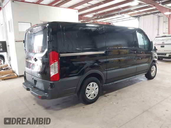 2018 Ford Transit with VIN 1FTYE1YM6JKA38498, listed as a IAAI auction lot 42522740 with 117,220 mi miles and . Bid and sale history available at DreamBid. Image 4.