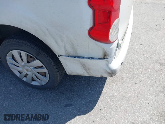 2017 Chevrolet City Express Cargo LT z VIN 3N63M0ZN1HK701924, wystawiony jako IAAI lot #42337663 z przebiegiem 211 535 mil mil oraz . Historia ofert i sprzedaży dostępna na DreamBid. Obrazek 19.