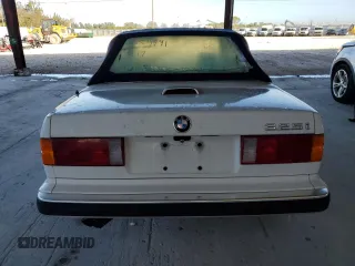 1990 BMW 3 Series z VIN WBABB2317LEC22917, wystawiony jako Copart lot #85798864 z przebiegiem 123 550 mil mil oraz Czysty tytuł • Clean title. Historia ofert i sprzedaży dostępna na DreamBid. Obrazek 6.