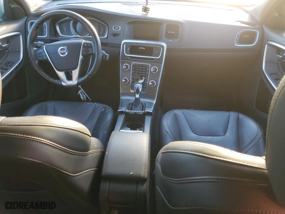 2016 Volvo V60 Cross Country T5 with VIN YV4612HK0G1003412, listed as a Copart auction lot 77974704 with 0 mi miles and Salvage Title. Bid and sale history available at carsss.com. Image 8.