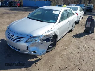 2009 Toyota Camry with VIN 4T1BE46K99U409349, listed as a IAAI auction lot 41958162 with 77,975 mi miles. Bid and sale history available at carsss.com. Image 6.