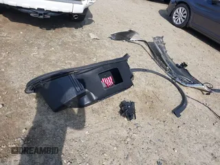 2022 Tesla Model X Plaid z VIN 7SAXCBE6XNF340704, wystawiony jako IAAI lot #41928524 z przebiegiem Nie podano mil oraz . Historia ofert i sprzedaży dostępna na DreamBid. Obrazek 11.