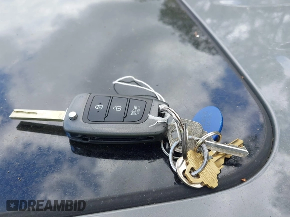 2020 Hyundai Venue SEL with VIN KMHRC8A36LU035740, listed as a IAAI auction lot 42147822 with 31,237 mi miles and . Bid and sale history available at DreamBid. Image 11.