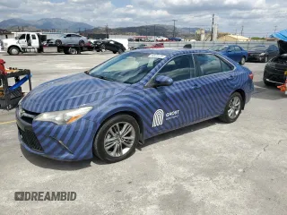 2017 Toyota Camry XLE z VIN 4T1BF1FK6HU452251, wystawiony jako Copart lot #56605475 z przebiegiem 98 352 mil mil oraz Nie do naprawy • Non repairable. Historia ofert i sprzedaży dostępna na DreamBid. Obrazek 1.