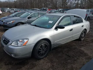 2004 Nissan Altima S with VIN 1N4AL11D74C140091, listed as a IAAI auction lot 41627388 with 999,999 mi miles. Bid and sale history available at carsss.com. Image 2.