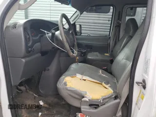 2008 Ford Econoline Passenger XL with VIN 1FBSS31L28DA69858, listed as a Copart auction lot 47398255 with 213,332 mi miles and Salvage Title. Bid and sale history available at DreamBid. Image 7.