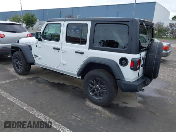 2025 Jeep Wrangler Sport S with VIN 1C4PJXDN0SW524002, listed as a IAAI auction lot 41625940 with 1,924 mi miles and . Bid and sale history available at DreamBid. Image 3.