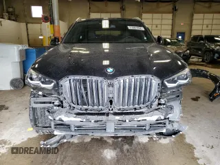 2021 BMW X5 xDrive40i with VIN 5UXCR6C09M9D94196, listed as a Copart auction lot 71681202 with 32,023 mi miles. Bid and sale history available at carsss.com. Image 5.