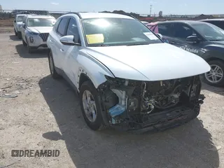 2022 Hyundai Tucson SEL with VIN 5NMJB3AE5NH003705, listed as a IAAI auction lot 41841086 with 36,568 mi miles. Bid and sale history available at carsss.com. Image 1.