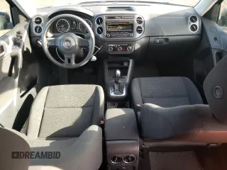 2012 Volkswagen Tiguan S with VIN WVGAV7AX7CW002660, listed as a Copart auction lot 86016034 with 185,938 mi miles and Salvage title. Bid and sale history available at DreamBid. Image 8.