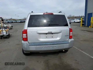 2008 Jeep Patriot Limited with VIN 1J8FT48W28D700911, listed as a Copart auction lot 47452615 with 152,602 mi miles and Salvage Title. Bid and sale history available at DreamBid. Image 6.