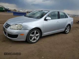 2008 Volkswagen Jetta SE with VIN 3VWRM71K38M022441, listed as a Copart auction lot 60139205 with 153,988 mi miles and Non repairable. Bid and sale history available at DreamBid. Image 1.