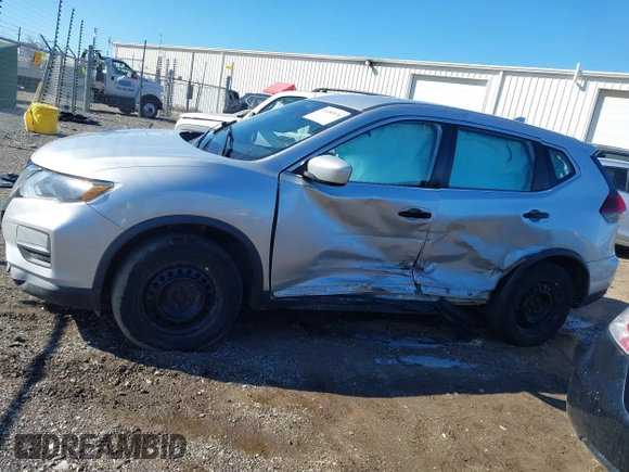 2019 Nissan Rogue SV with VIN KNMAT2MV9KP528451, listed as a IAAI auction lot 41680976 with 117,235 mi miles. Bid and sale history available at carsss.com. Image 15.