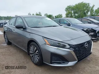 2024 Nissan Altima SV with VIN 1N4BL4DV8RN331363, listed as a IAAI auction lot 42423186 with 12,512 mi miles and . Bid and sale history available at DreamBid. Image 1.