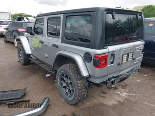 2018 Jeep Wrangler Unlimited Rubicon with VIN 1C4HJXFG4JW174603, listed as a IAAI auction lot 42202302 with 120,229 mi miles and . Bid and sale history available at DreamBid. Image 3.