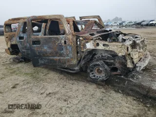 2007 Hummer H2 SUV with VIN 5GRGN23U27H101206, listed as a Copart auction lot 83620614 with 0 mi miles and Non Repairable. Bid and sale history available at carsss.com. Image 4.
