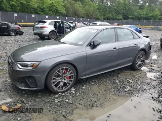2023 Audi S4 Premium Plus z VIN WAUB4AF45PA042887, wystawiony jako Copart lot #53976584 z przebiegiem 9 968 mil mil oraz Szkoda całkowita • Salvage title. Historia ofert i sprzedaży dostępna na DreamBid. Obrazek 1.