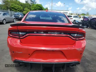 2020 Dodge Charger Scat Pack z VIN 2C3CDXGJ7LH232317, wystawiony jako Copart lot #61371305 z przebiegiem 22 761 mil mil oraz Czysty tytuł • Clean title. Historia ofert i sprzedaży dostępna na DreamBid. Obrazek 6.