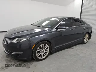 2013 Lincoln MKZ z VIN 3LN6L2G92DR825122, wystawiony jako Copart lot #54182845 z przebiegiem 151 589 mil mil oraz Czysty tytuł • Clean title. Historia ofert i sprzedaży dostępna na DreamBid. Obrazek 1.