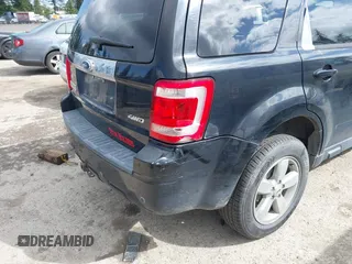 2008 Ford Escape Limited with VIN 1FMCU94168KE78508, listed as a IAAI auction lot 42025358 with 178,415 mi miles. Bid and sale history available at carsss.com. Image 6.