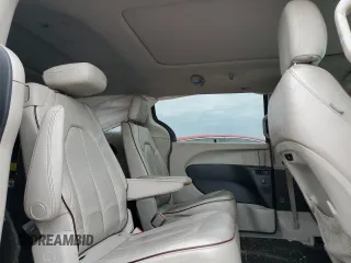 2020 Chrysler Pacifica Limited z VIN 2C4RC1GG7LR143660, wystawiony jako Copart lot #49909805 z przebiegiem Nie podano mil oraz Szkody całkowita. Historia ofert i sprzedaży dostępna na DreamBid. Obrazek 11.